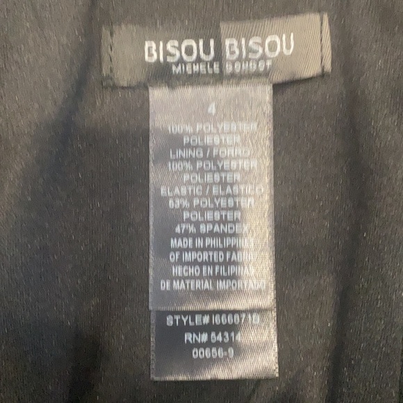 Bisou Bisou Cold Shoulder Dress - Picture 5 of 6